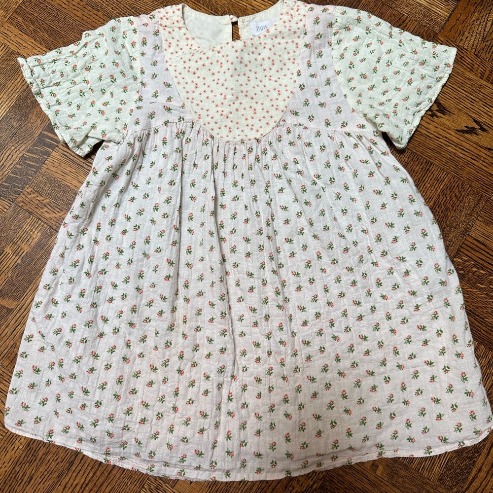 Zara kids light cotton spun quilt dress